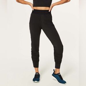 Lululemon Box It Out Jogger 28” Black Size 2